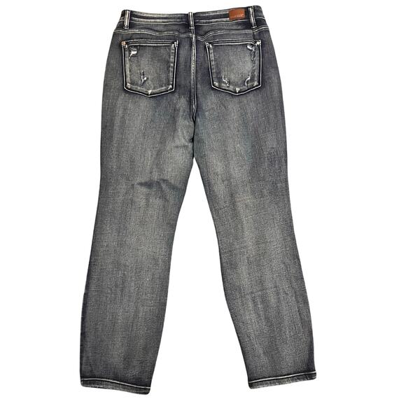 Judy Blue High Rise Distressed Boyfriend Jean.  Size 15/32 - Picture 2 of 7